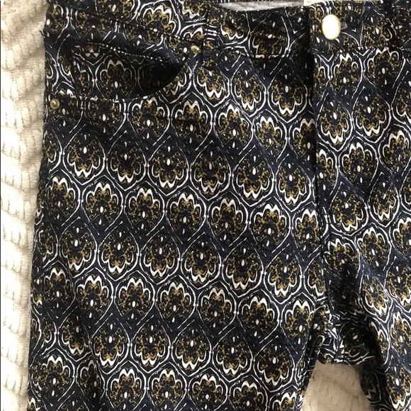 H&M Juniors/misses Jeans - Jeggings + FREE GIFT!📦 - Picture 2 of 4